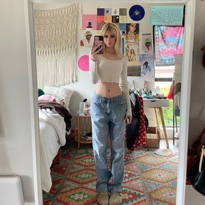 Meet your Posher, Lucy